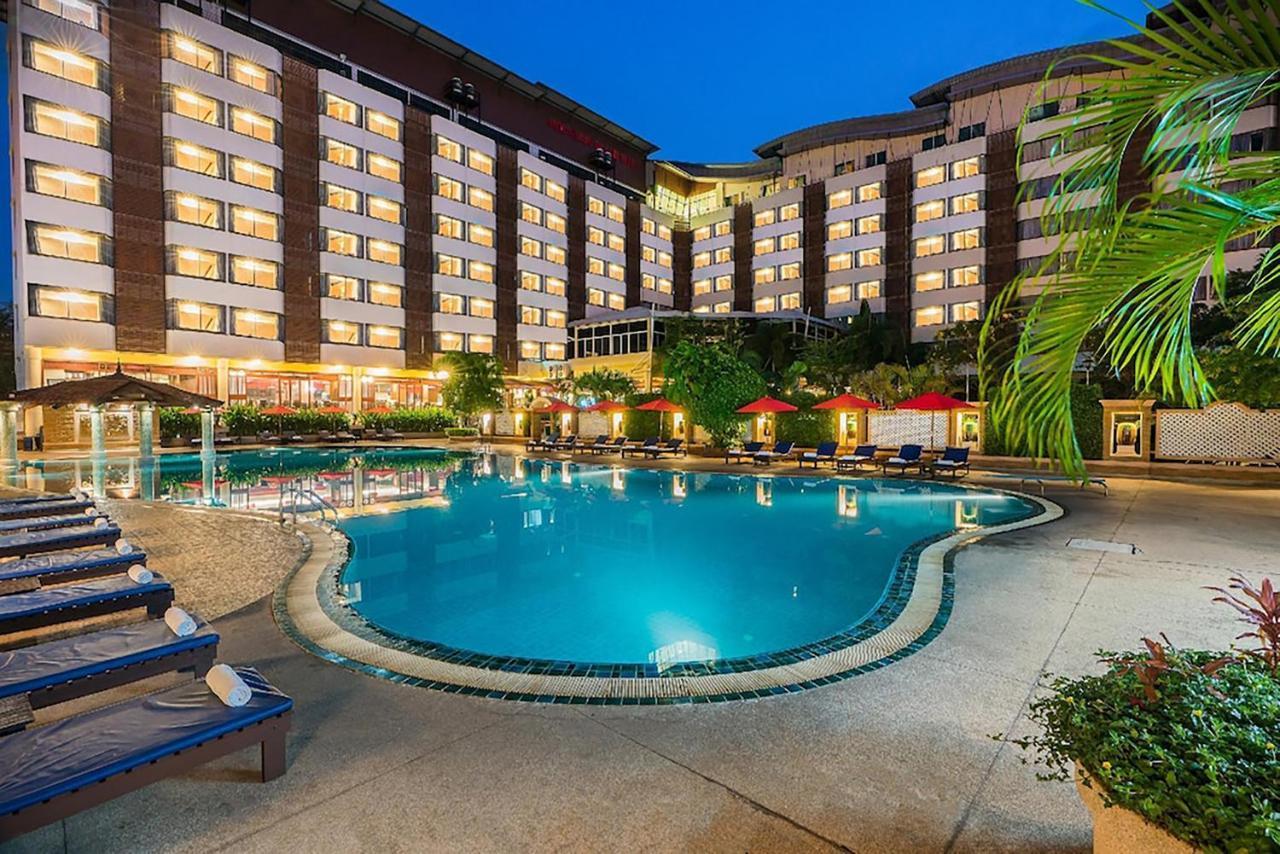 Mountain Beach Hotel Патая Екстериор снимка